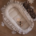 Kokon niemowlęcy Z FALBANKAMI i kuleczkami BOHO BEŻ z bawełny, certyfikat Oekotex,z zapinką maskującą, Szalone nitki